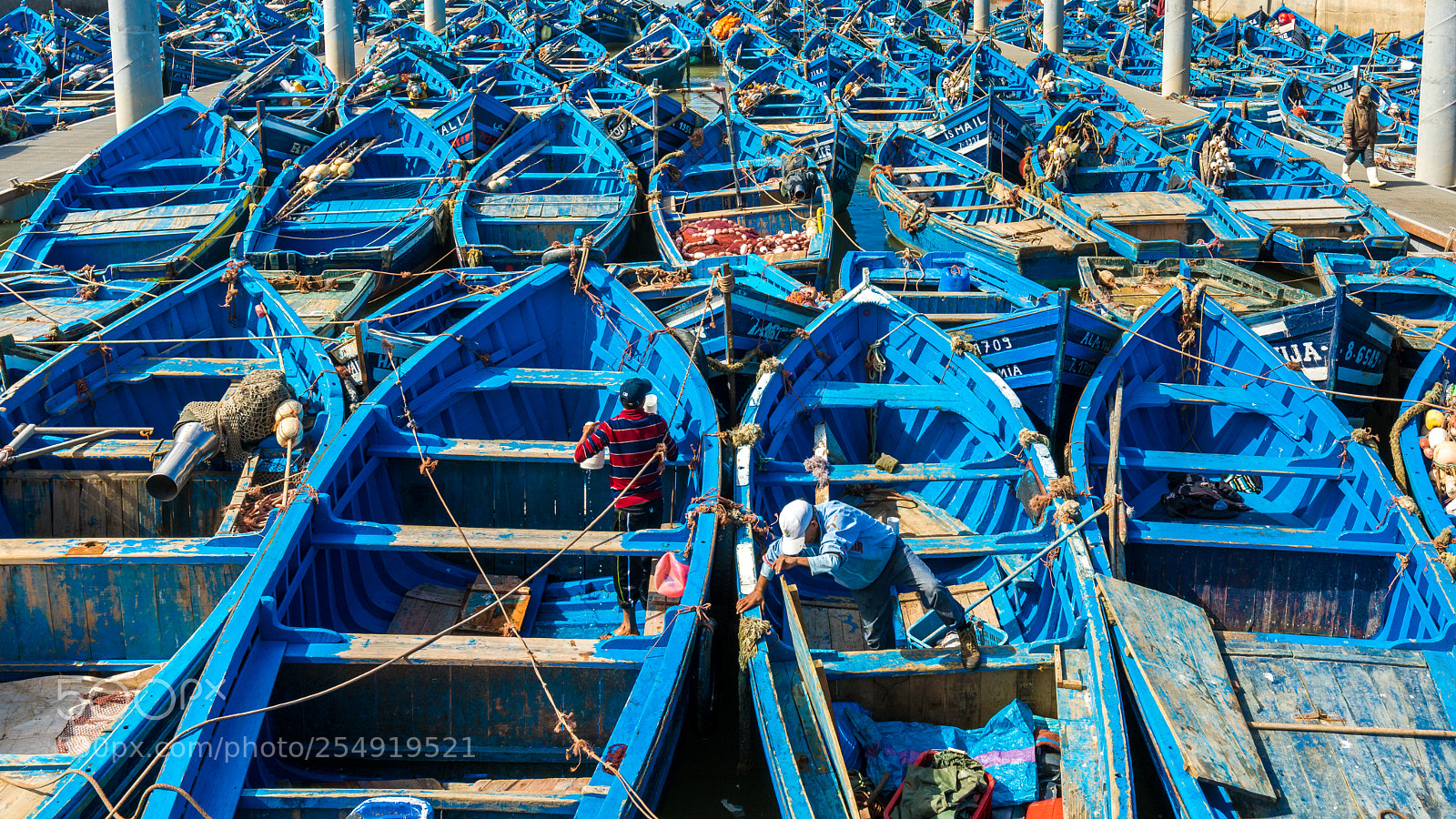 Canon EOS 5D Mark IV sample photo. Blue boats photography
