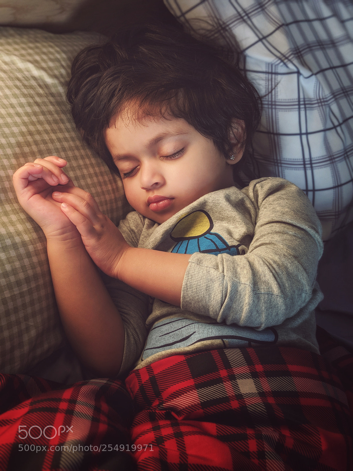 Google Pixel 2 sample photo. Portrait - google pixel 2 photography