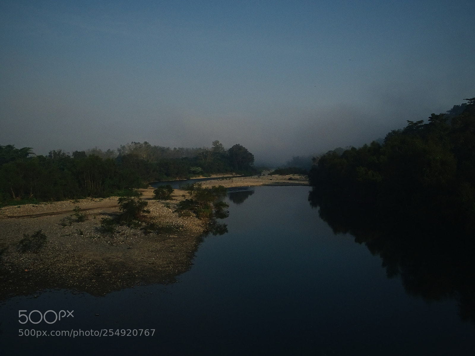 Sony Cyber-shot DSC-HX400V sample photo. Fog plus river. photography