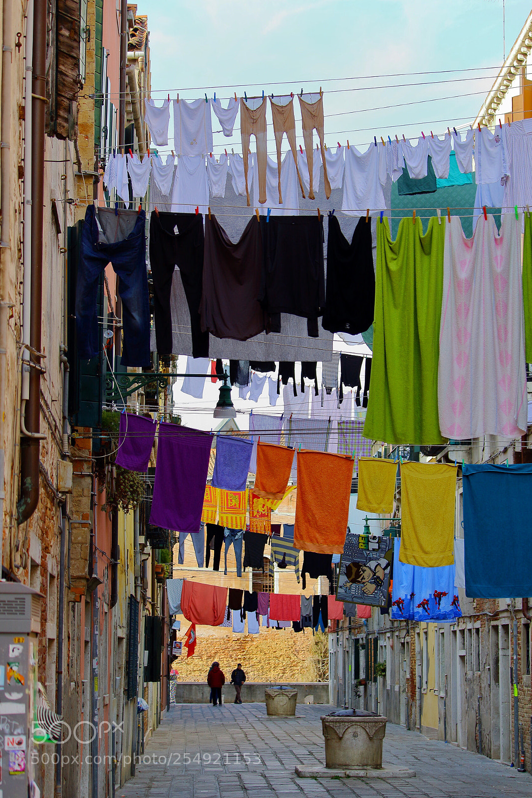 Canon EOS 100D (EOS Rebel SL1 / EOS Kiss X7) sample photo. The big laundry photography