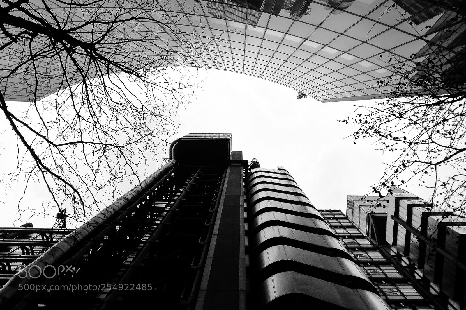 Fujifilm X-T10 sample photo. Lloyd's building, london photography