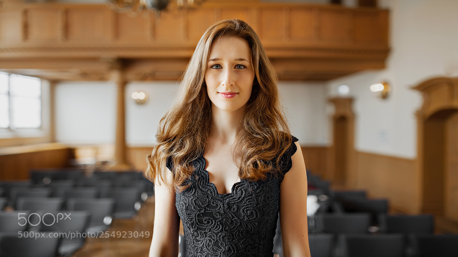 Canon EOS 5D Mark II sample photo. Laura photography