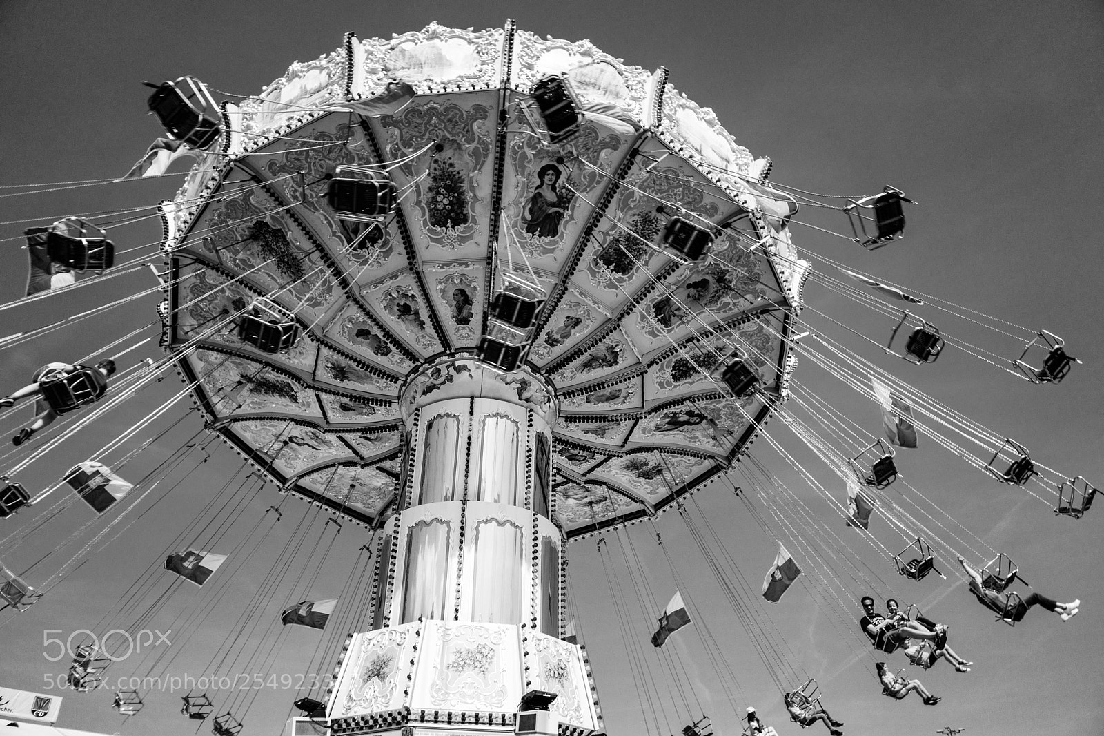 Sony a7 sample photo. Carousel photography