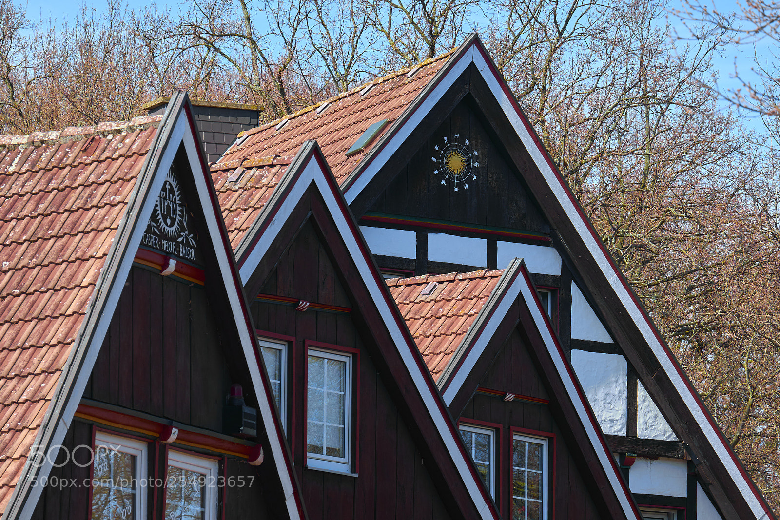 Fujifilm X-T2 sample photo. Four triangles photography