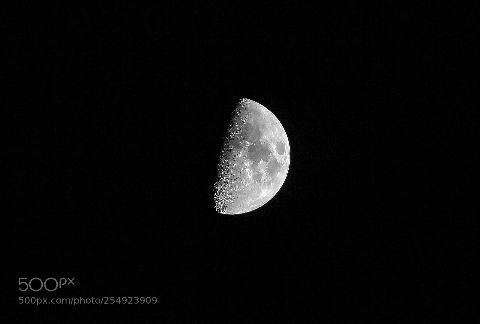 Canon EOS 650D (EOS Rebel T4i / EOS Kiss X6i) sample photo. Луна. photography