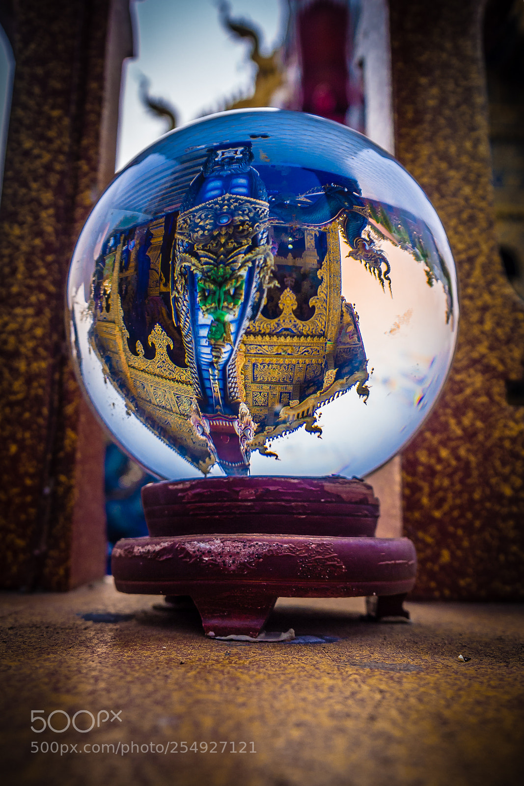 Olympus OM-D E-M5 sample photo. Through the glass ball photography