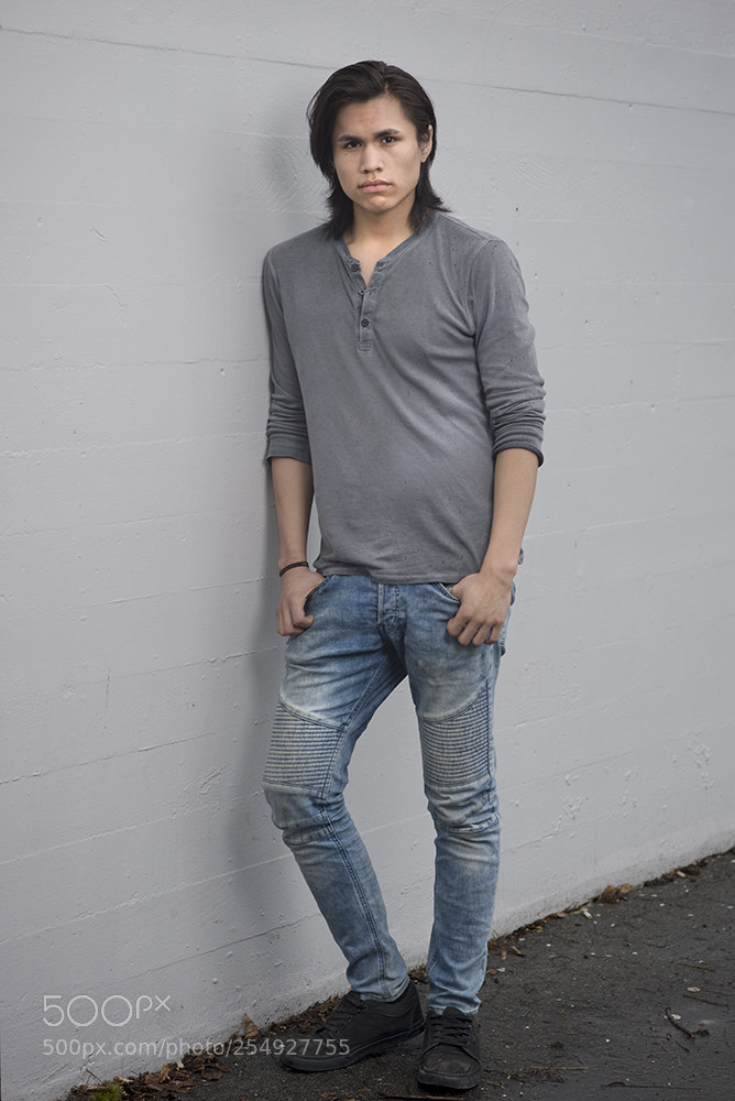 Nikon D600 sample photo. Corvin leaning photography