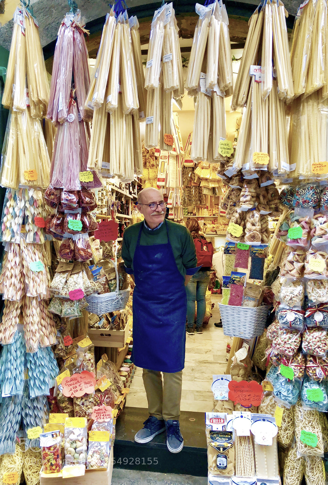 Apple iPhone X sample photo. Pasta shop in napoli photography