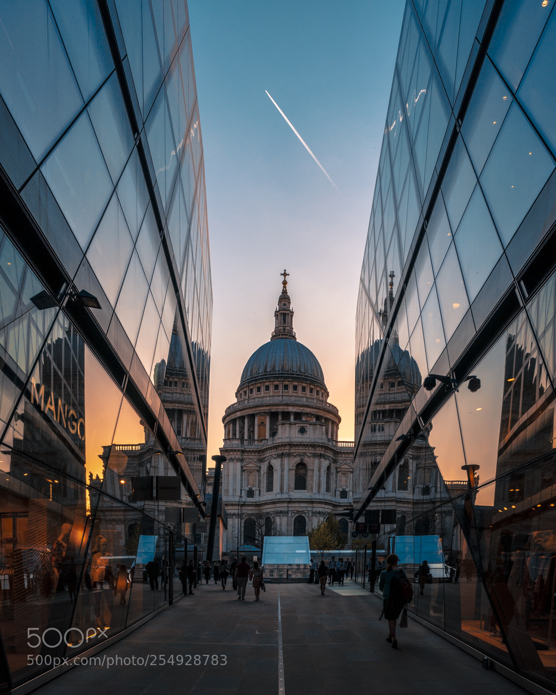 Sony a7R III sample photo. Above st paul's photography