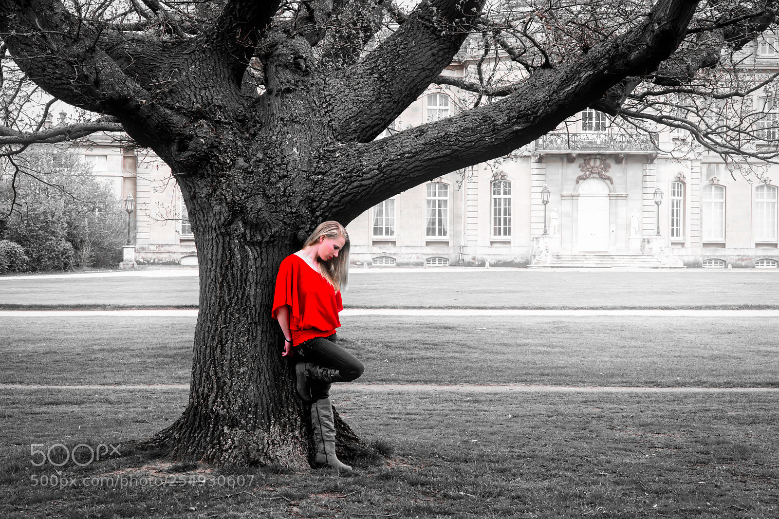 Sony a6300 sample photo. Lonely girl photography