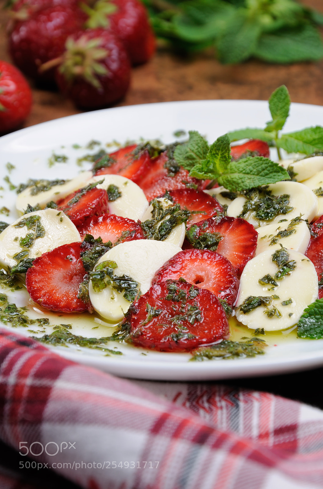 Nikon D90 sample photo. Strawberry caprese with mozzarella photography