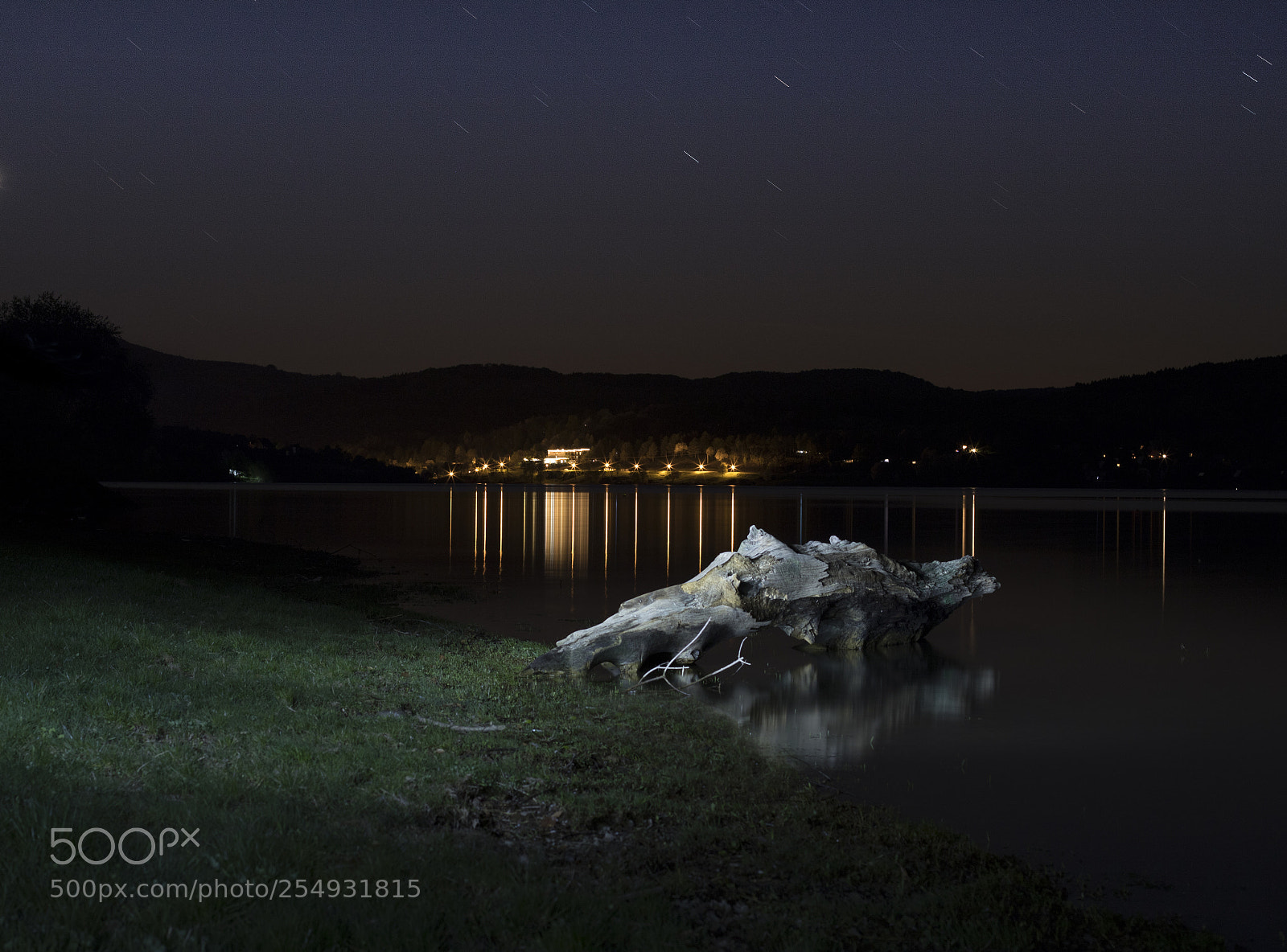 Canon EOS 760D (EOS Rebel T6s / EOS 8000D) sample photo. Mystery in the lake photography
