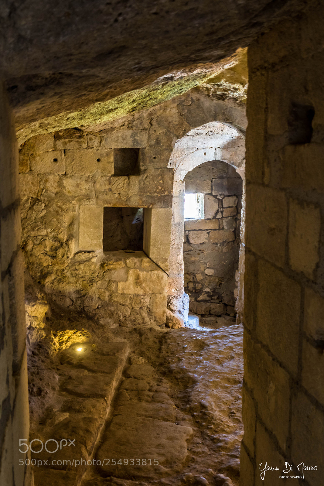 Canon EOS 7D Mark II sample photo. Abbaye de montmajour photography