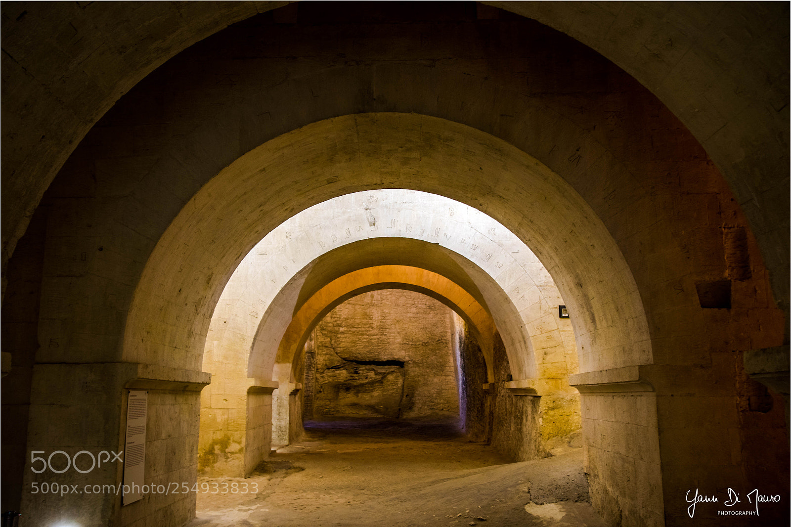 Canon EOS 7D Mark II sample photo. Abbaye de montmajour photography