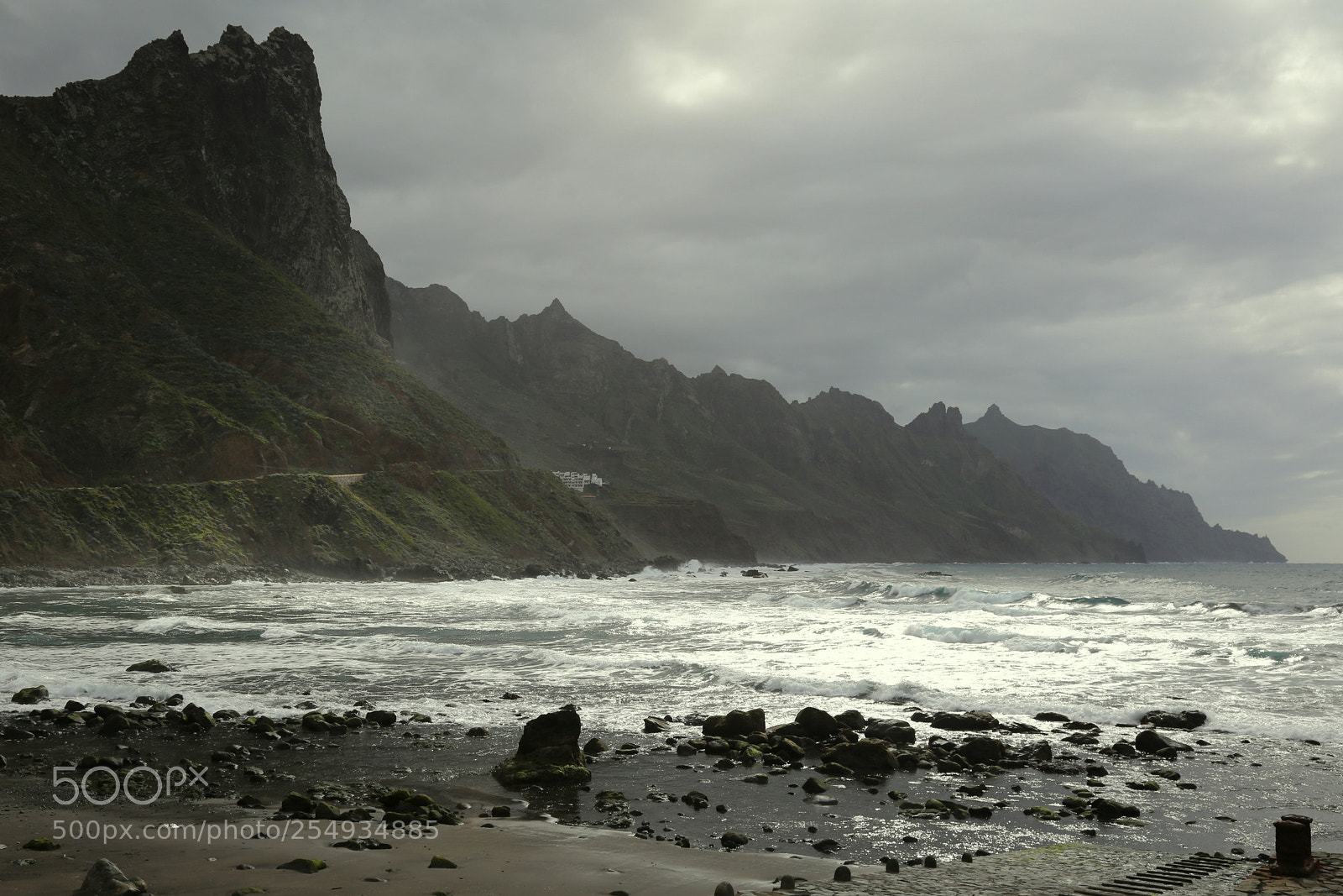 Canon EOS 6D + Canon EF 24-105mm F4L IS USM sample photo. Overcast shore photography