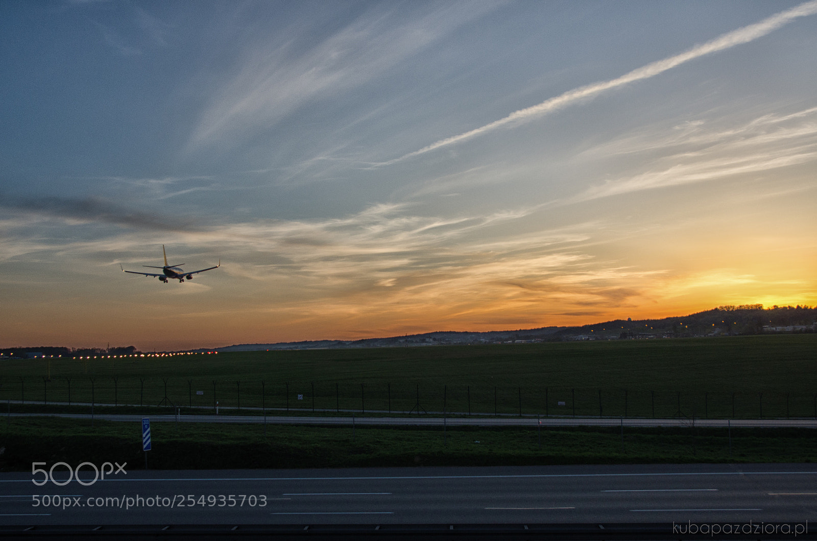 Nikon D7000 sample photo. Landing in the sunset.. photography
