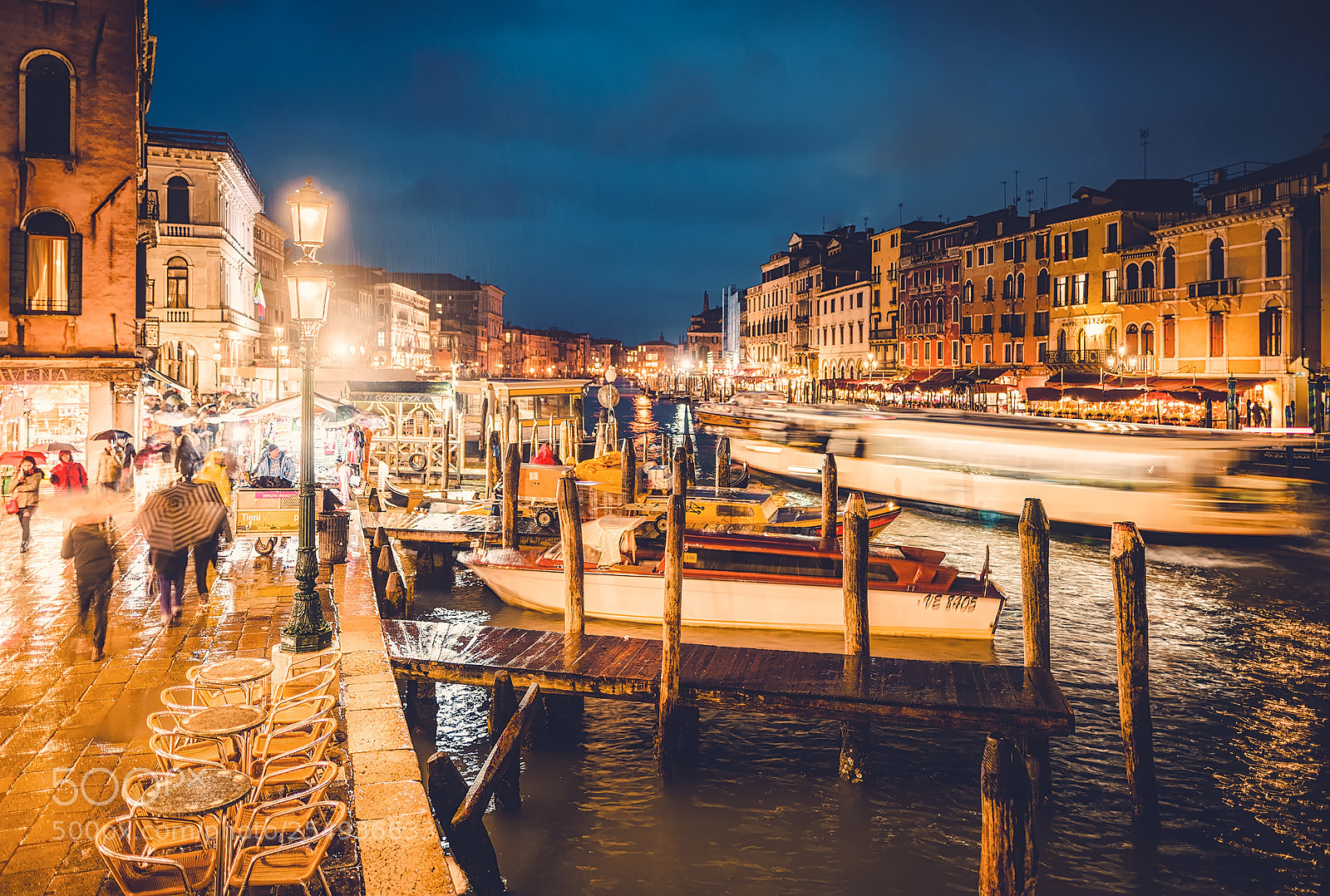 Nikon D810 sample photo. Night of venice i photography