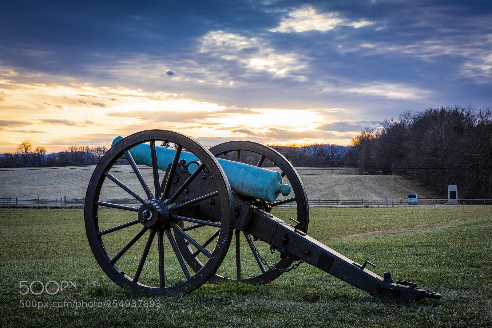 Nikon D810 sample photo. Guns of war photography