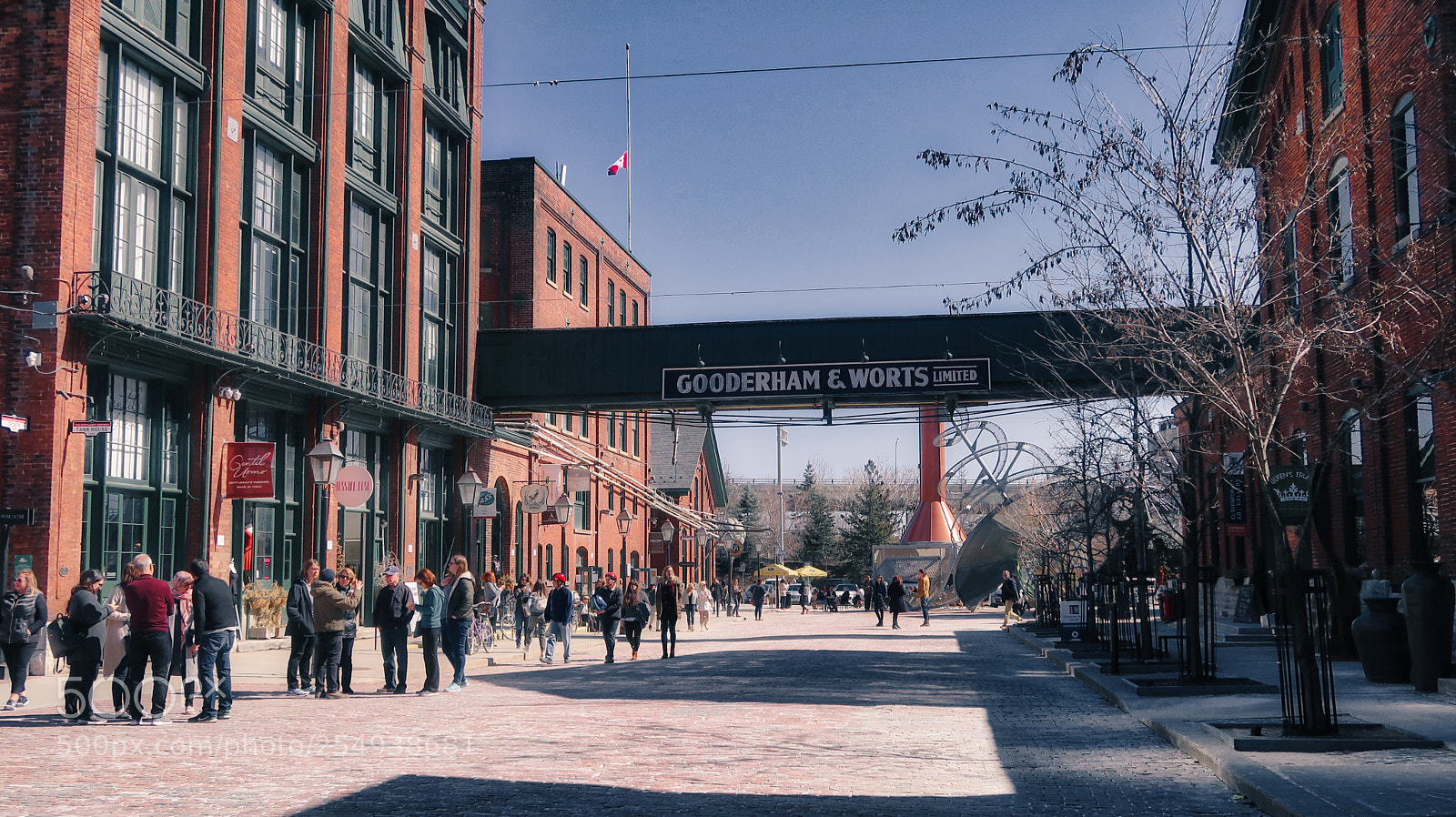 Canon PowerShot G7 X Mark II sample photo. Distillery district photography