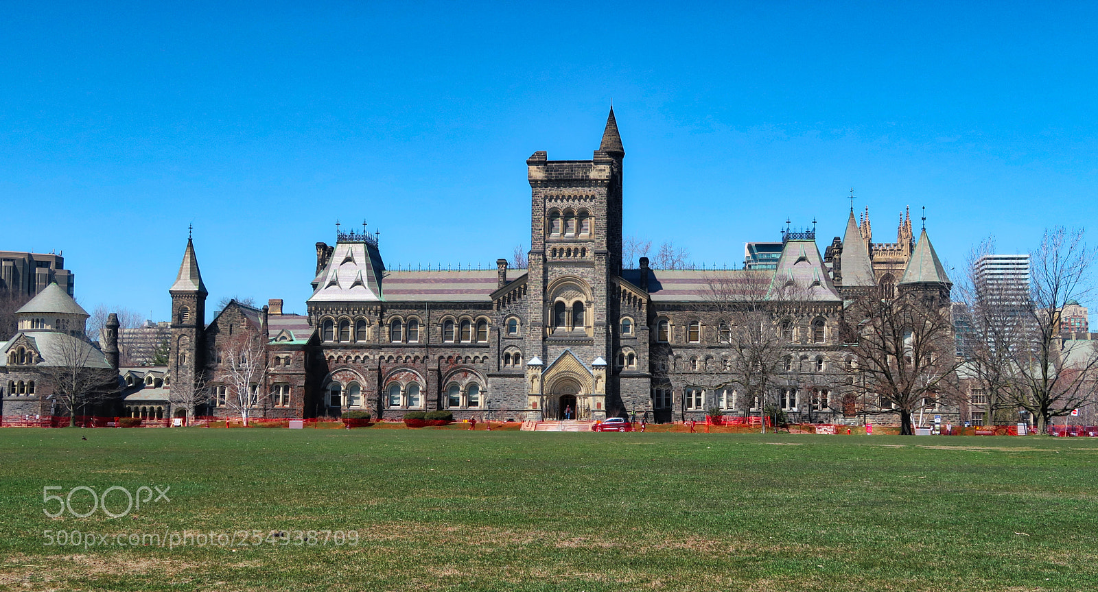 Canon PowerShot G7 X Mark II sample photo. University of toronto photography