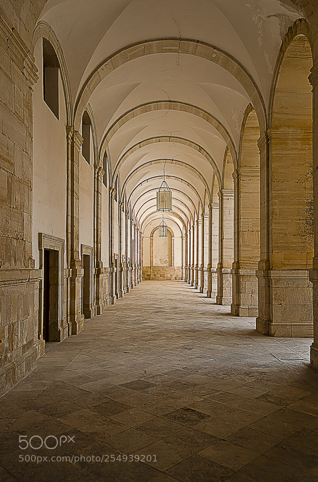 Nikon D3100 sample photo. Claustro del monasterio de photography