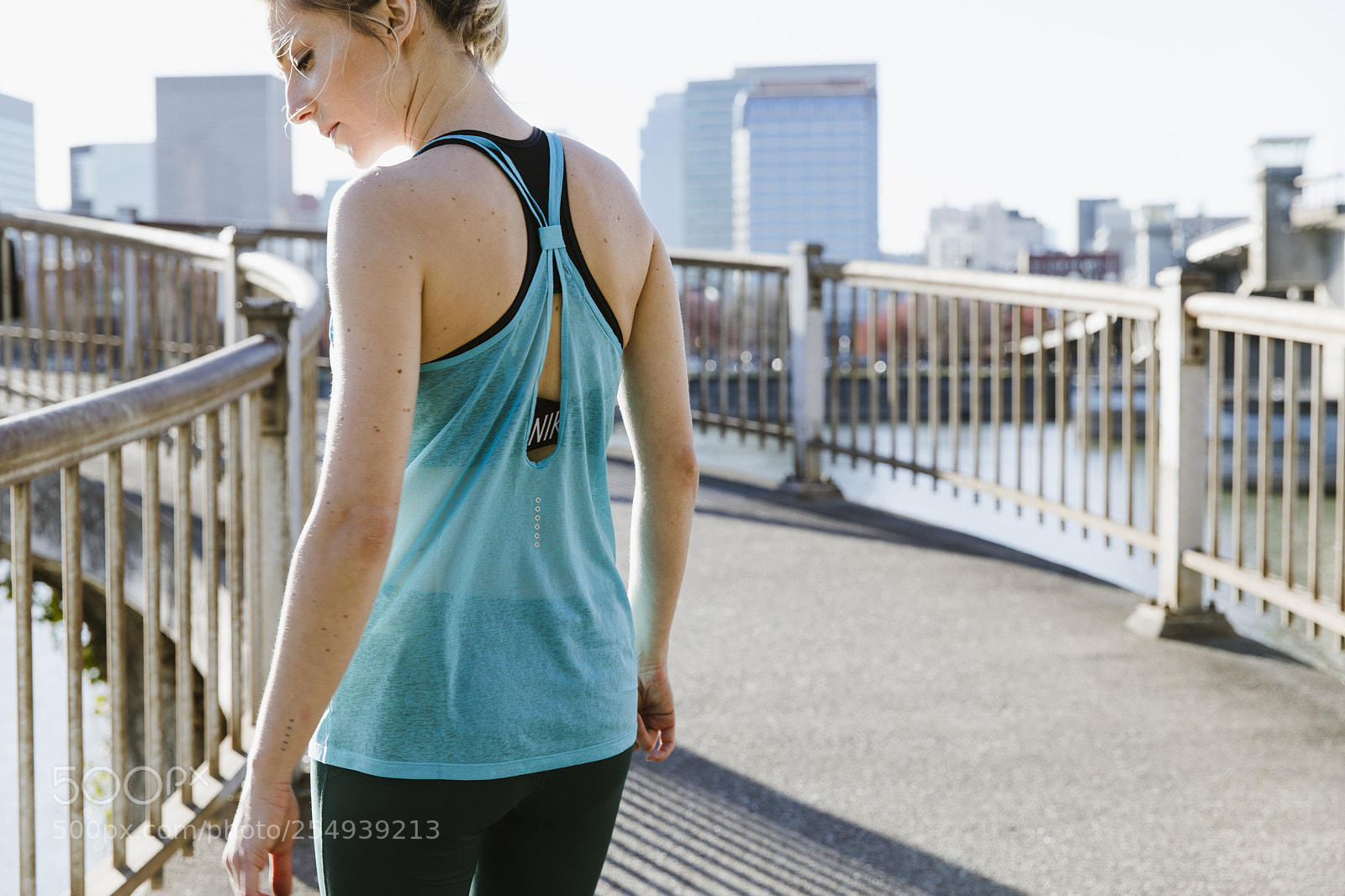 Canon EOS 5D Mark IV sample photo. Sportswear photography