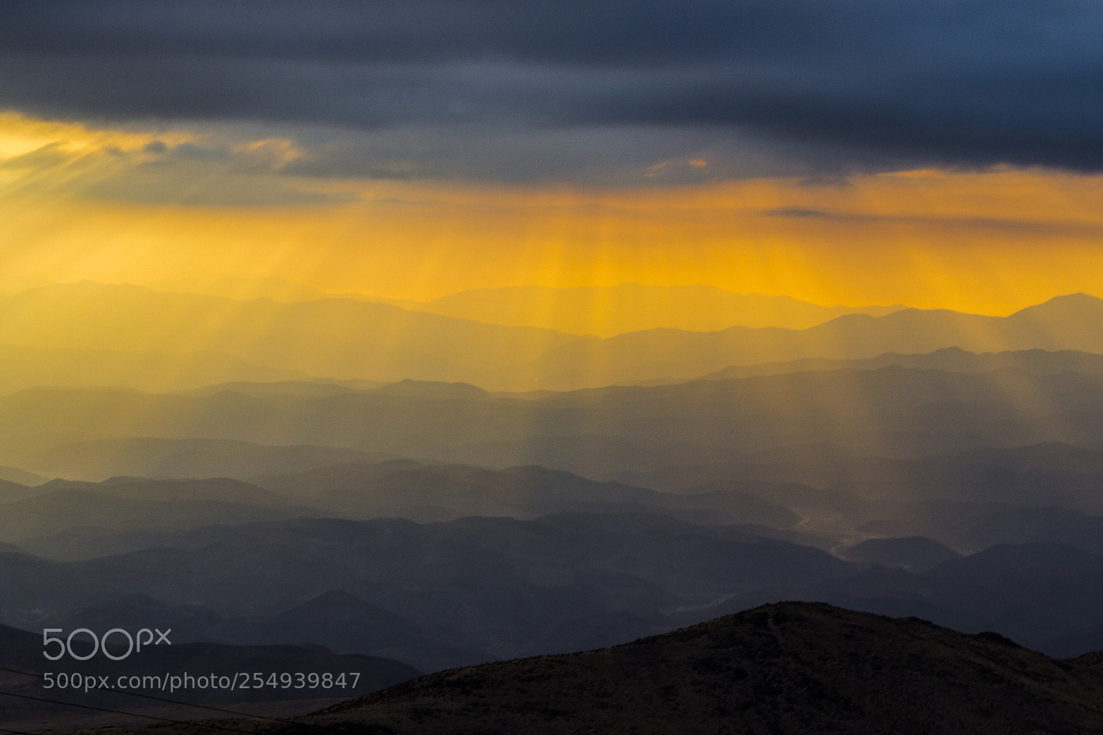 Canon EOS 600D (Rebel EOS T3i / EOS Kiss X5) sample photo. The rays on earth photography