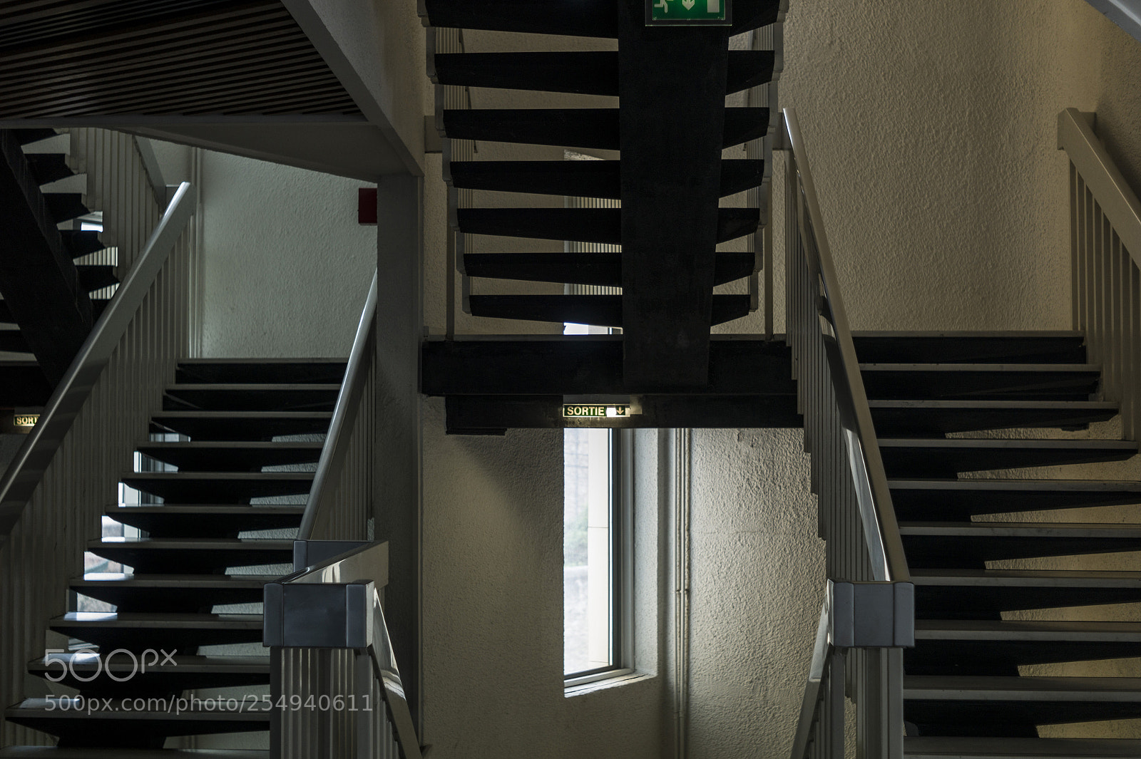 Leica M9 sample photo. Architecture photography