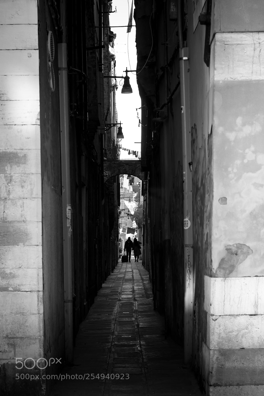 Canon EOS 600D (Rebel EOS T3i / EOS Kiss X5) sample photo. Are we just travellers photography