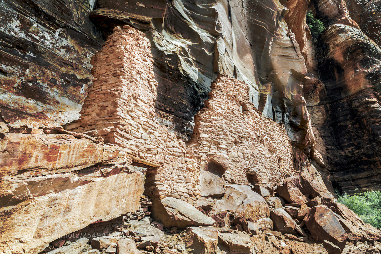 Canon EOS 5D Mark IV sample photo. Ruins at palatki photography