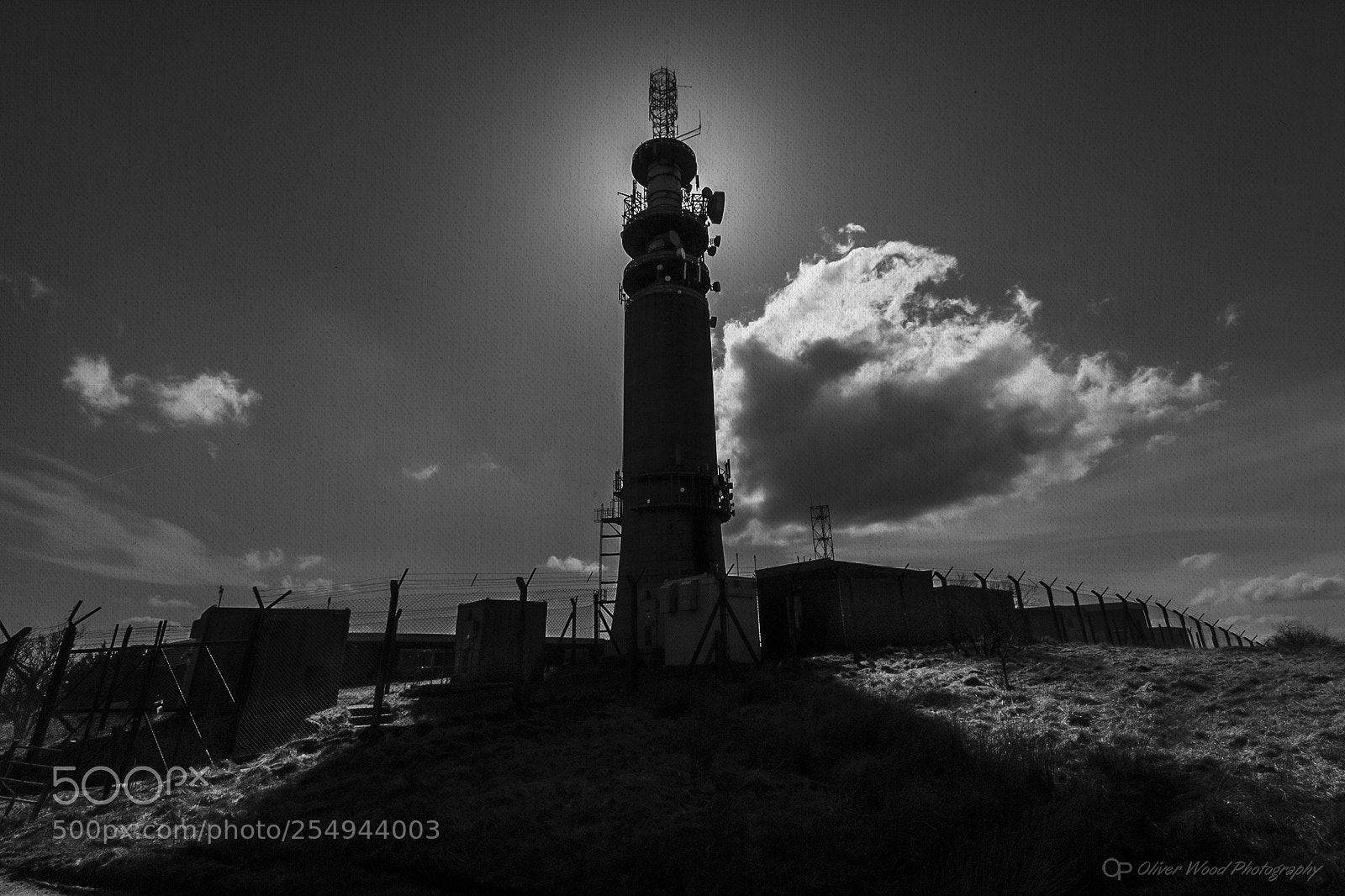 Nikon D200 sample photo. Sutton common tower photography