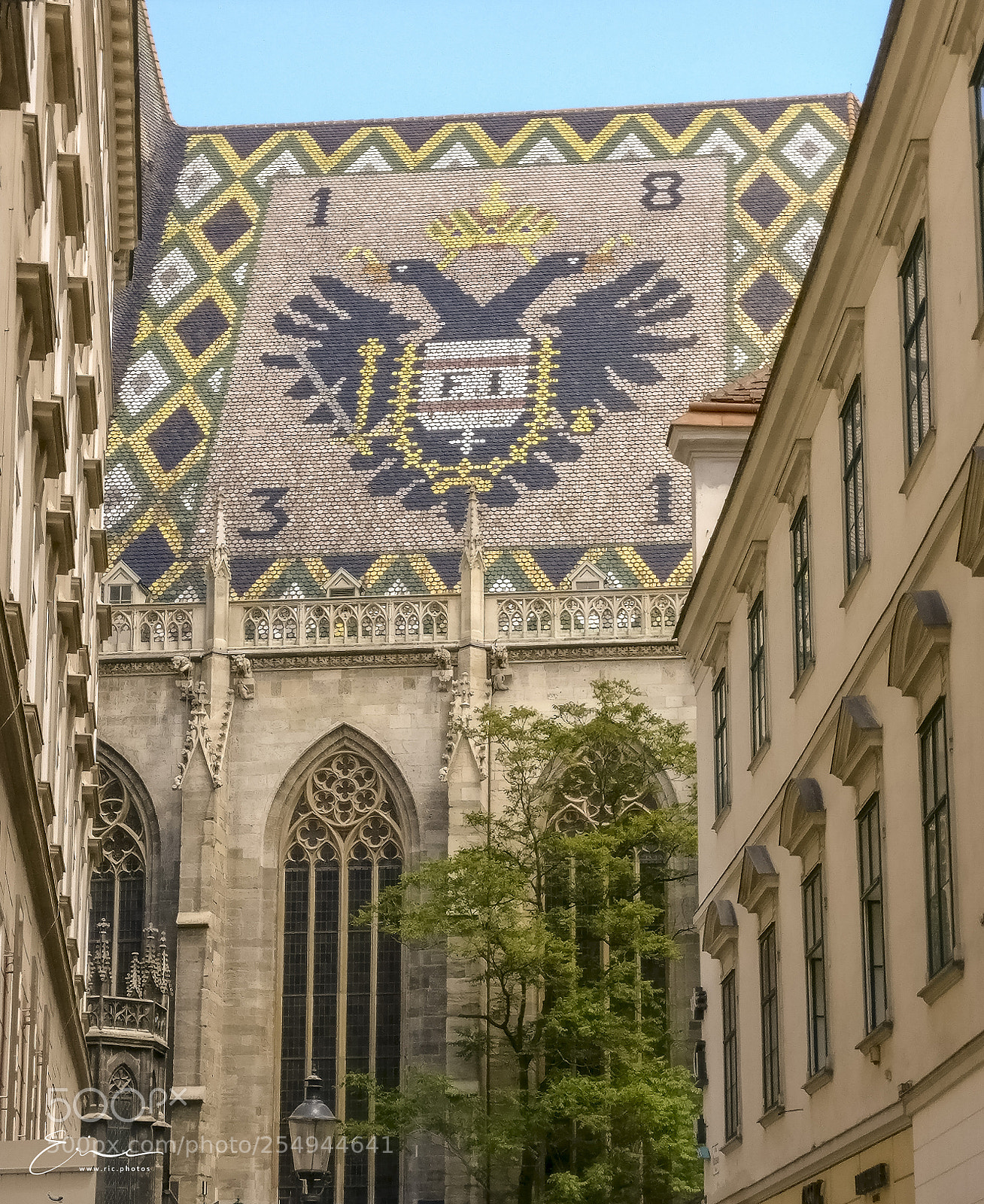 OnePlus A3003 sample photo. 2017-05-27 stephansdom photography