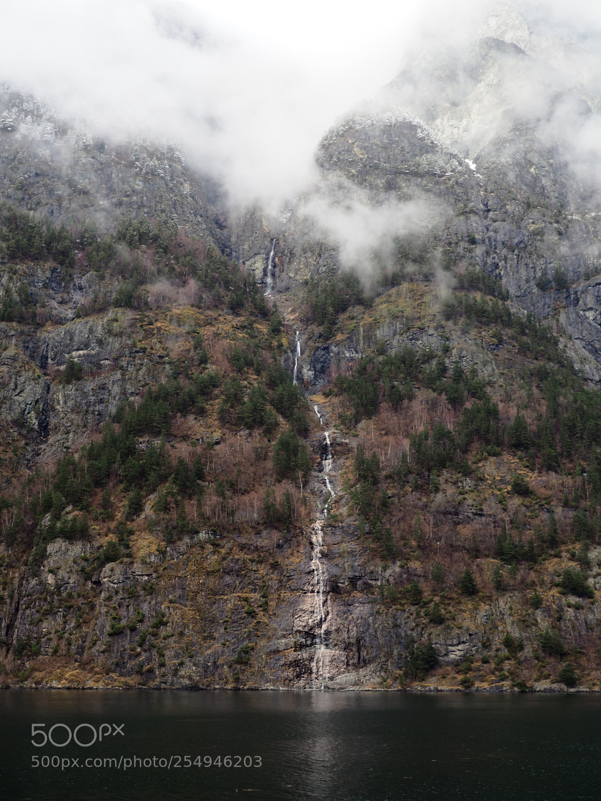 Olympus OM-D E-M10 II sample photo. Misty waterfall photography