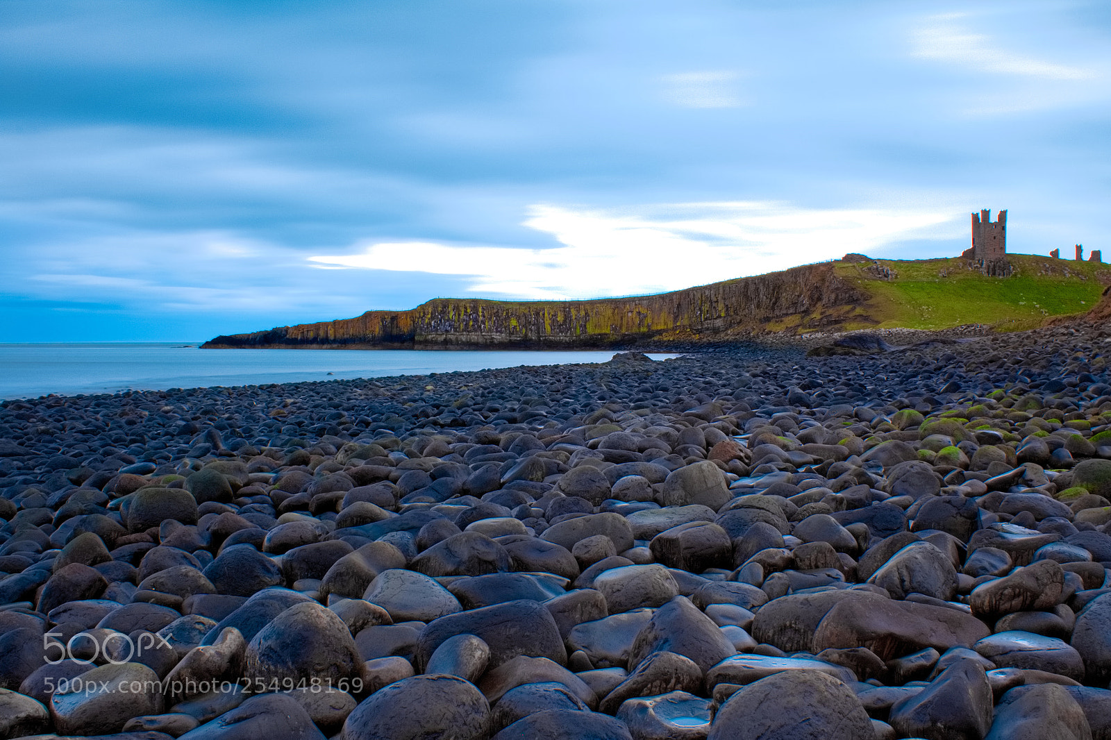 Canon EOS 1200D (EOS Rebel T5 / EOS Kiss X70 / EOS Hi) sample photo. Dunstanburgh castle photography