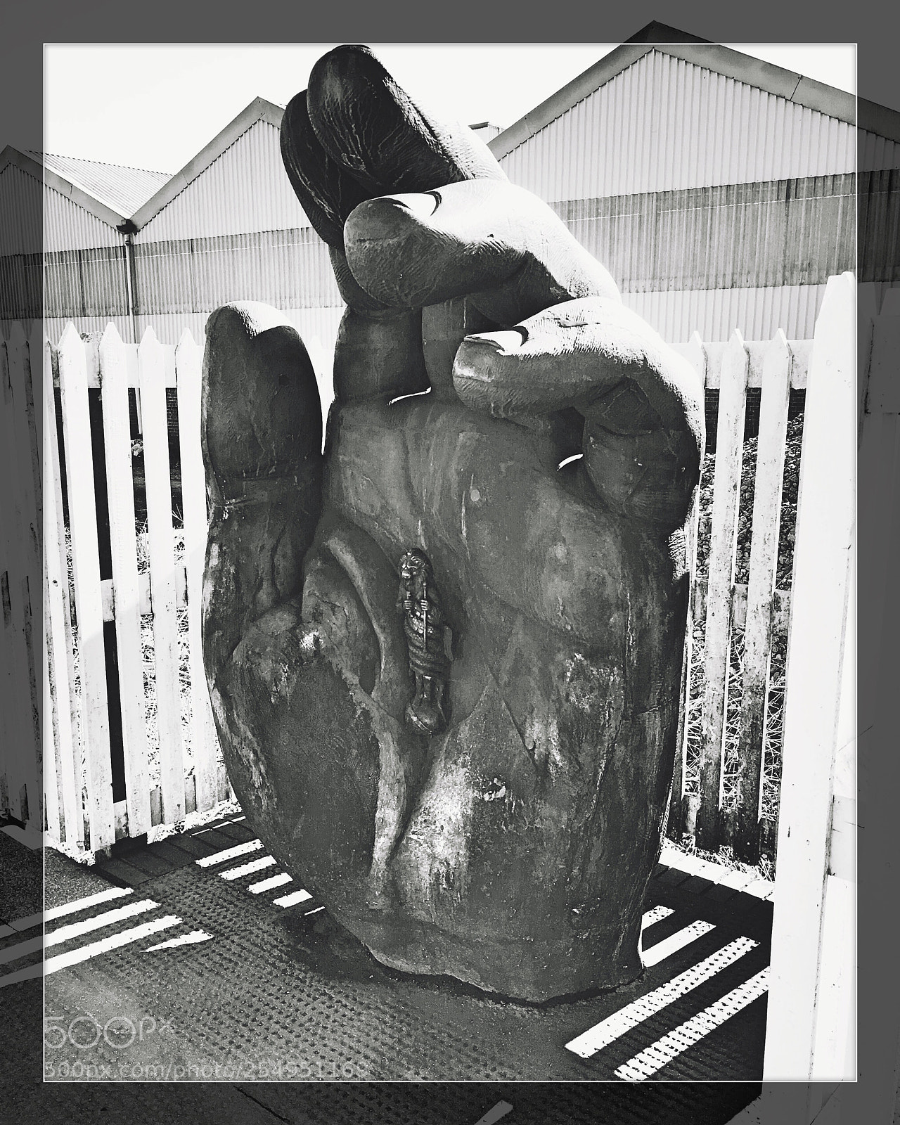 Apple iPhone 6s sample photo. Hand sculpture stoke on photography