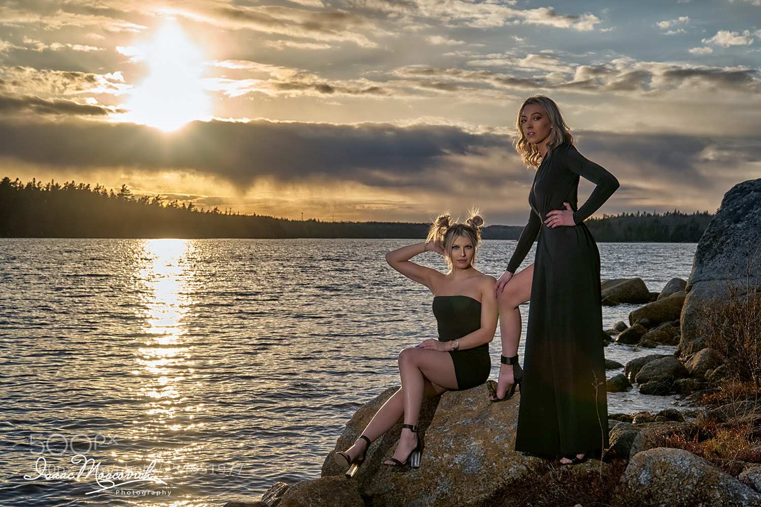 Sony a6300 sample photo. Sunset fashion photography