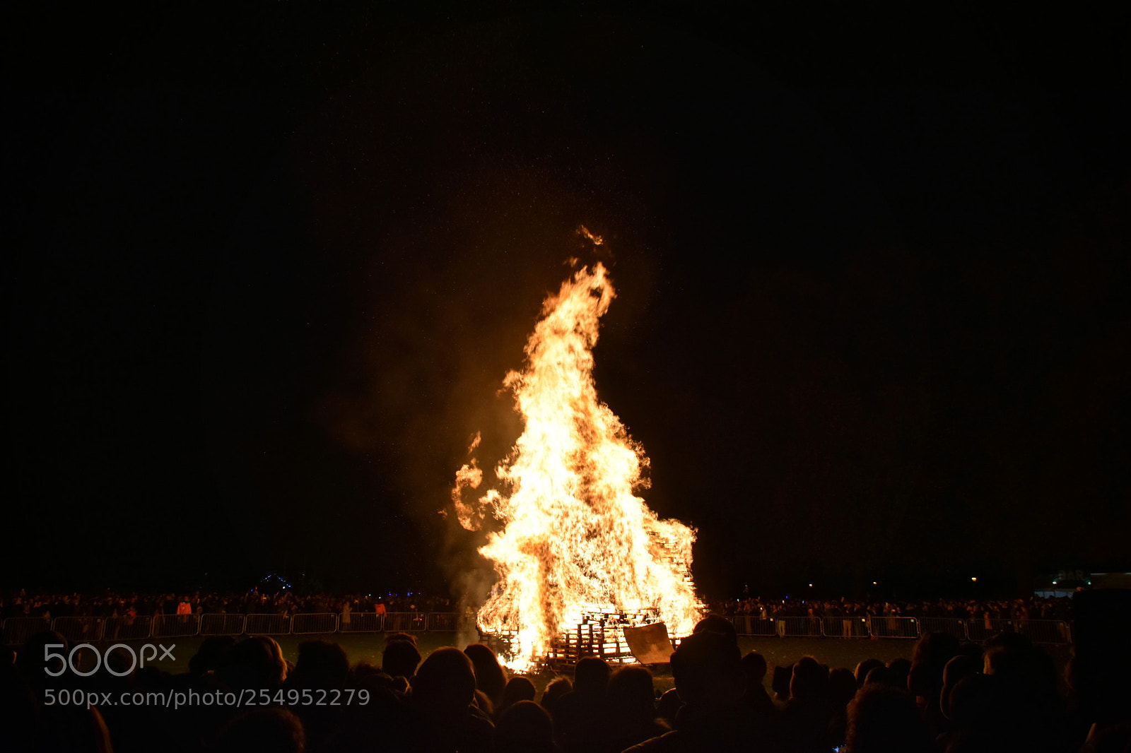 Nikon D7200 sample photo. Bonfirenight2017 photography
