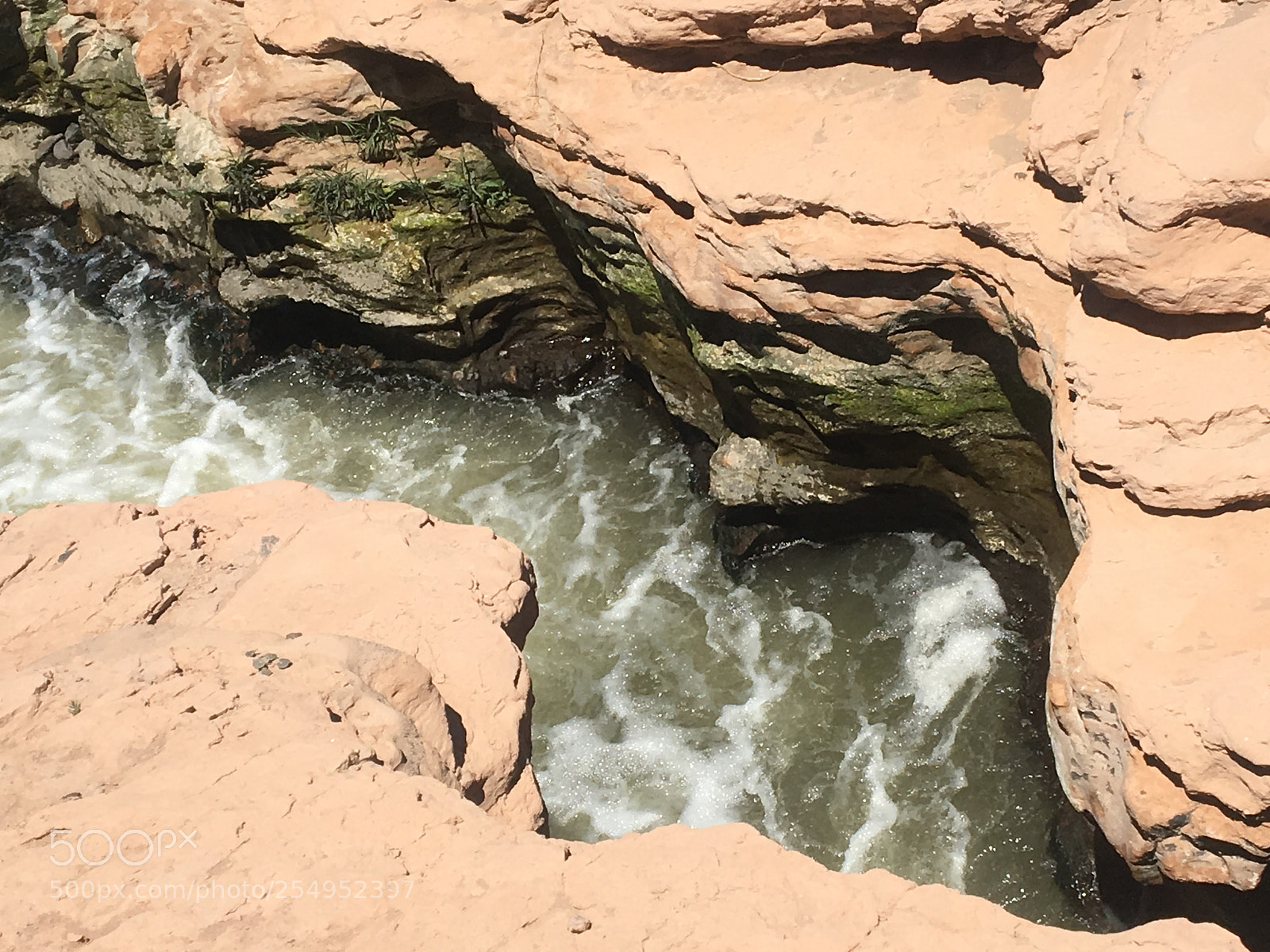 Apple iPhone 6s sample photo. Water running through the photography