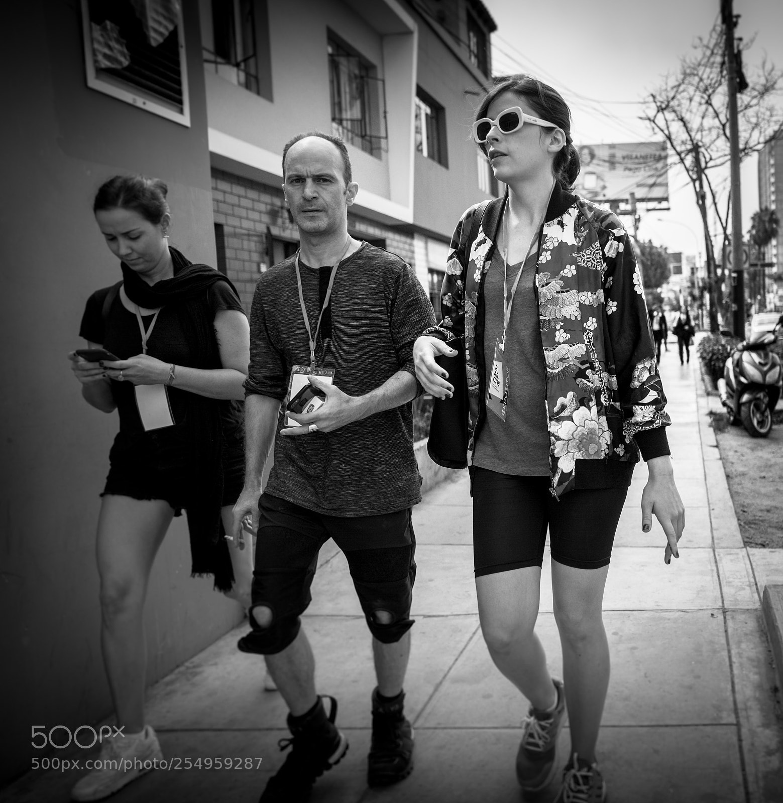 Leica Q (Typ 116) sample photo. Leaving the convention l1060559 photography