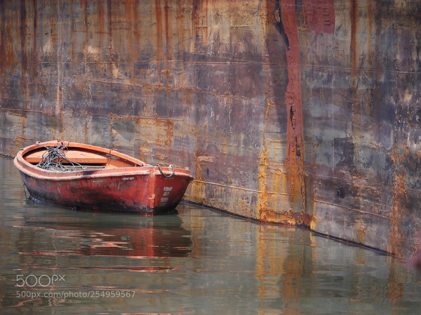Panasonic Lumix DMC-GH4 sample photo. Little boat next to photography