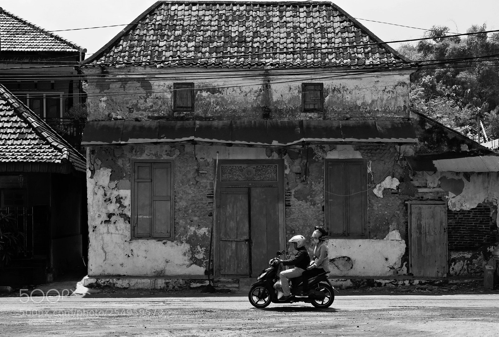 Panasonic Lumix DMC-GH4 sample photo. Old port building photography