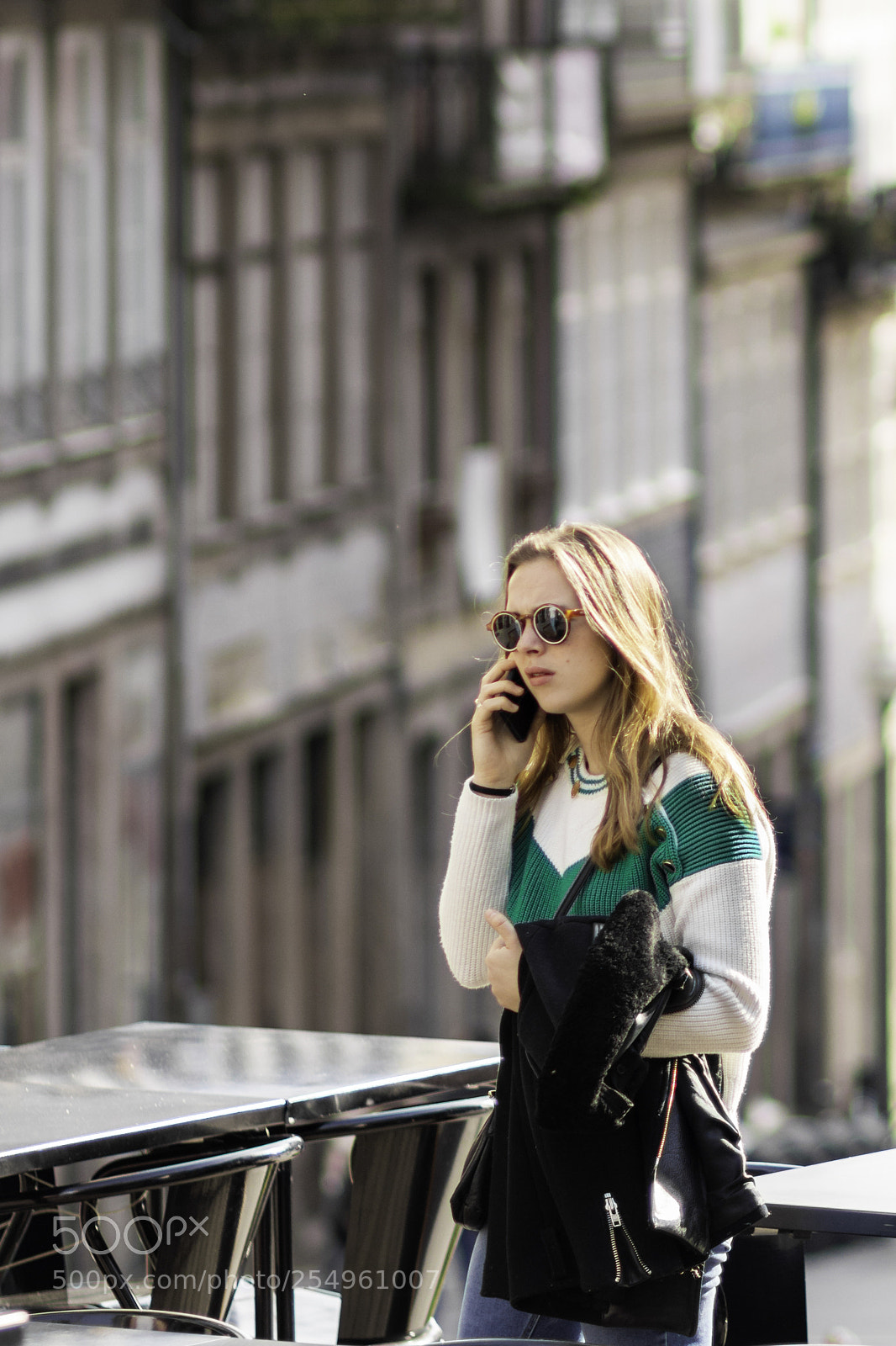 Canon EOS 80D sample photo. Girl on phone photography