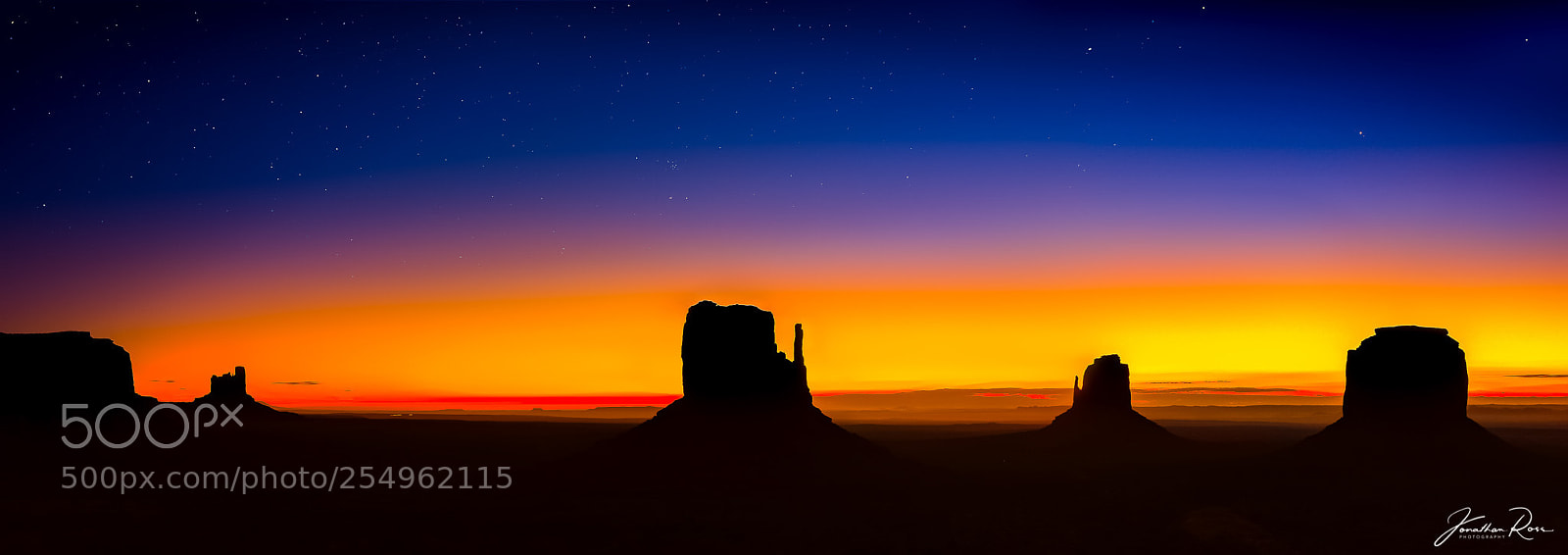 Canon EOS 5D Mark IV sample photo. Monument valley sunrise photography