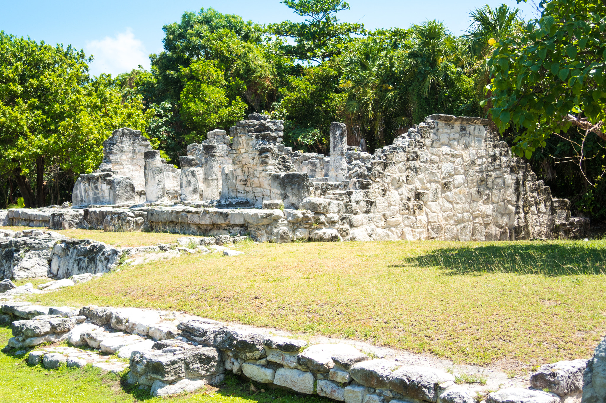 Nikon Coolpix P7800 sample photo. El rey mayan ruins photography