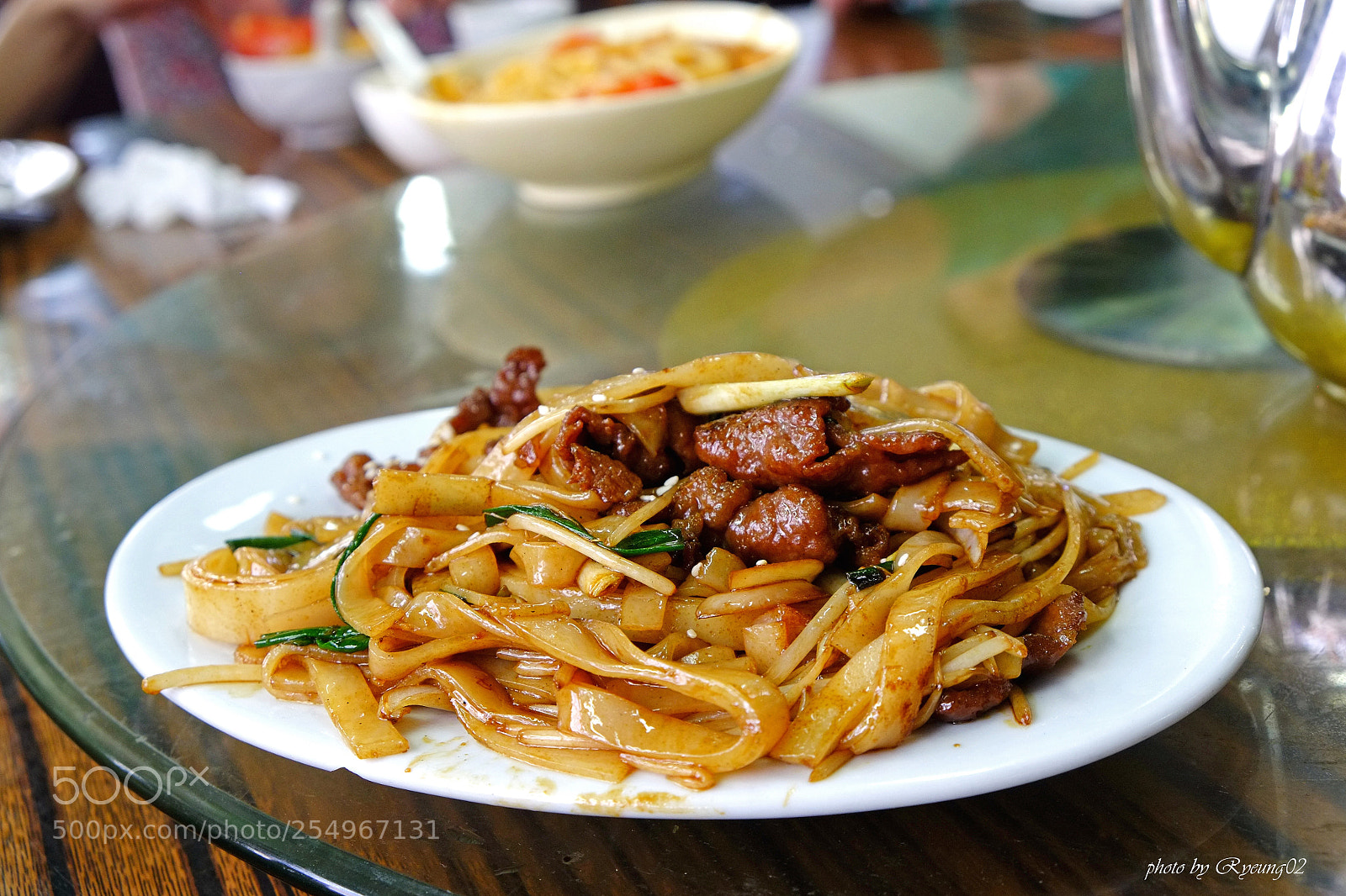 Fujifilm X-Pro1 sample photo. Rice noodle with beef
 photography