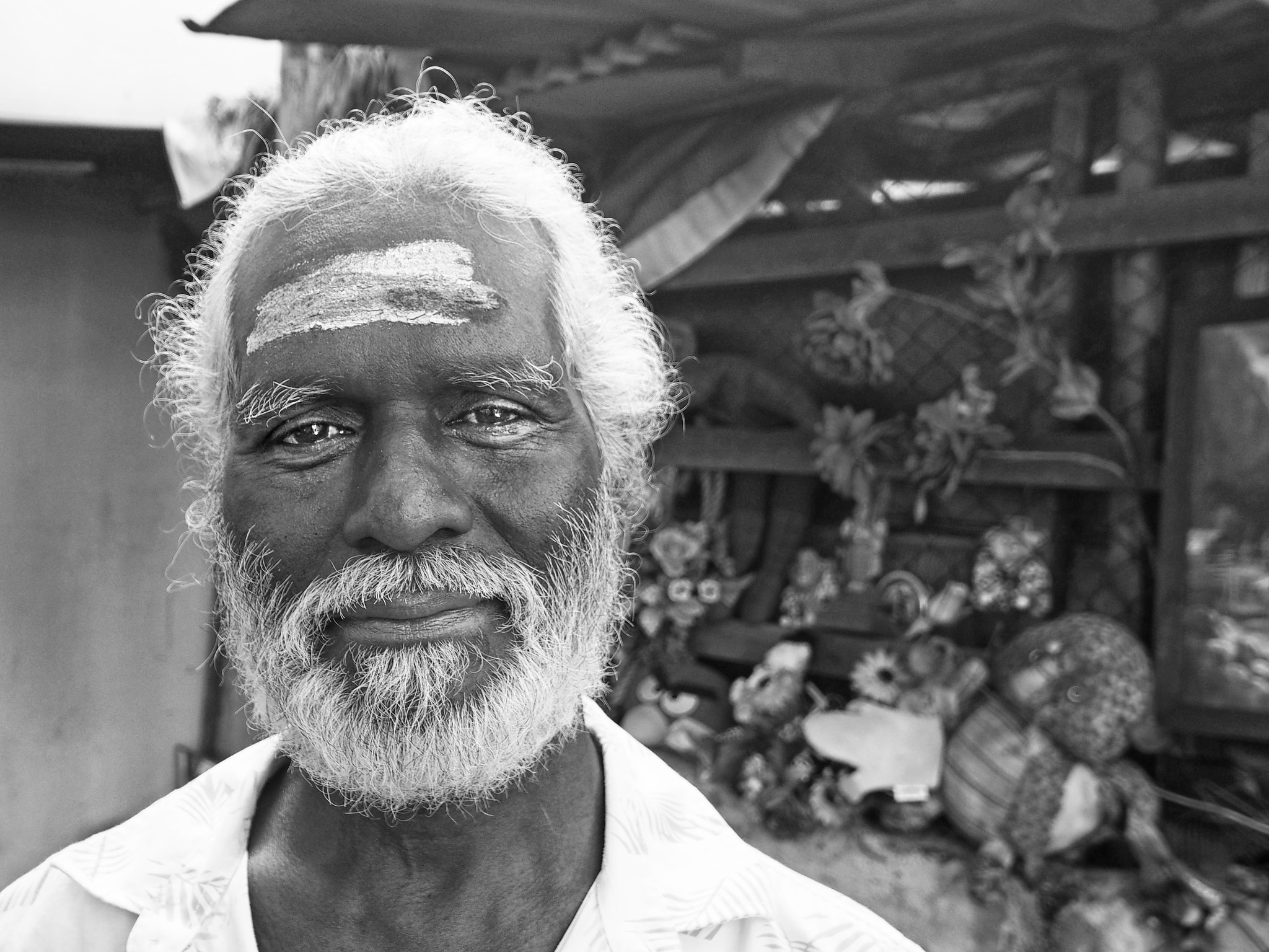 Olympus PEN E-P5 sample photo. Indian caretaker photography