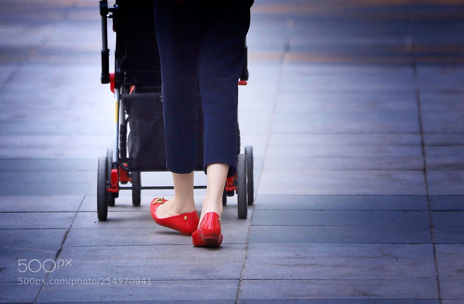 Canon EOS 6D Mark II sample photo. The red photography