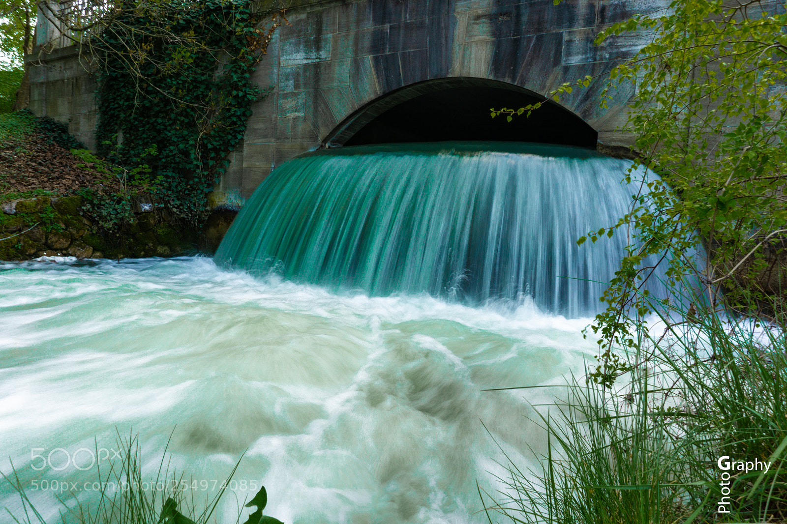 Sony a6000 sample photo. Waterflow photography