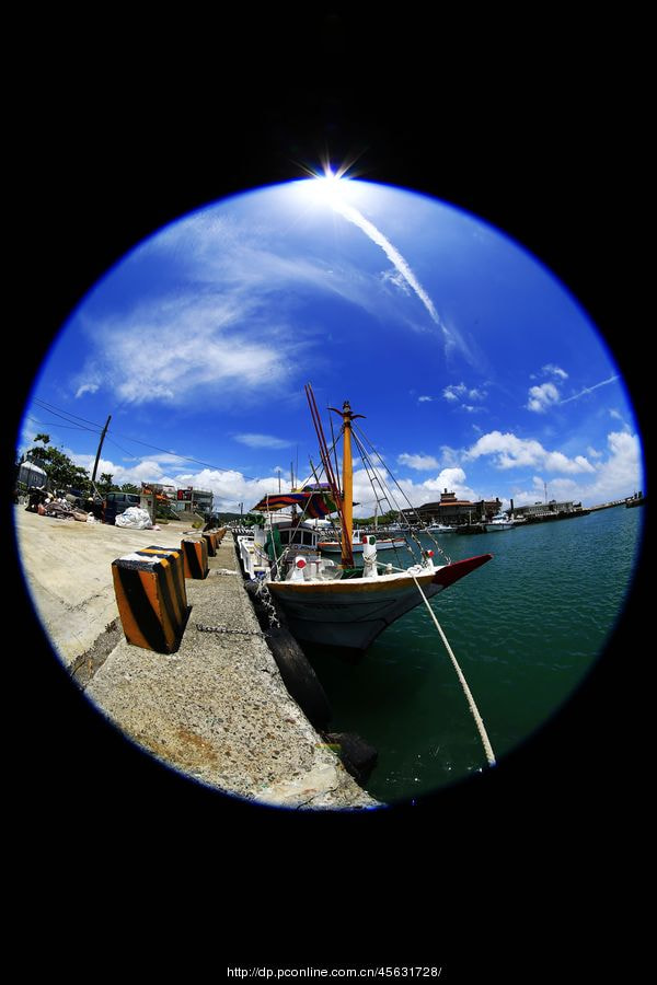 Canon EF 8-15mm F4L Fisheye USM sample photo. Mthumb photography