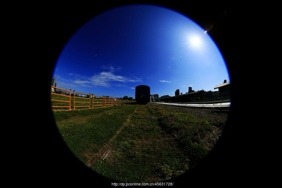 Canon EF 8-15mm F4L Fisheye USM sample photo. Mthumb photography